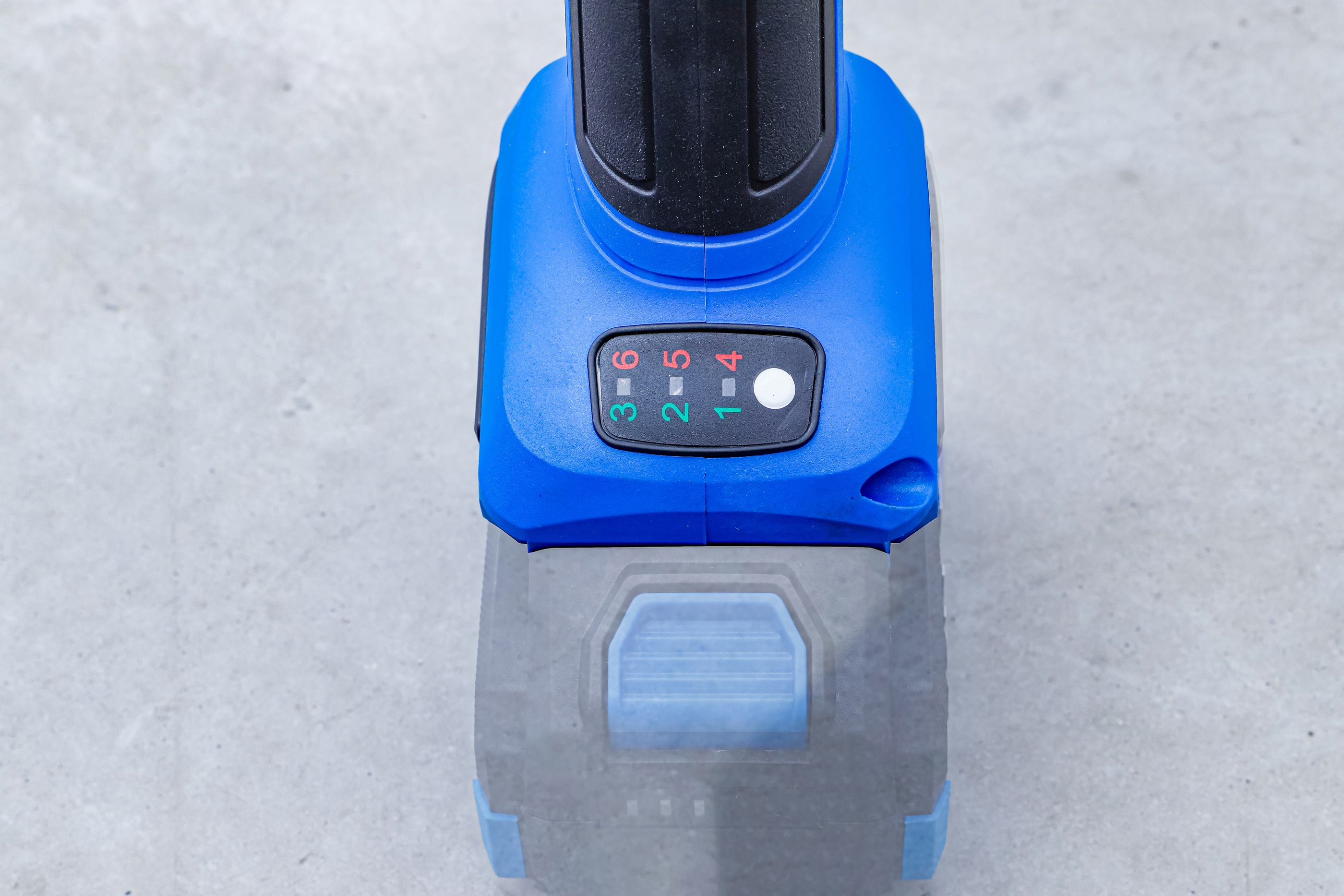 BGS Akku-Exzenter-Poliermaschinen-Satz | bürstenlos | 18 V | mit Akku und Schnell-Ladegerät