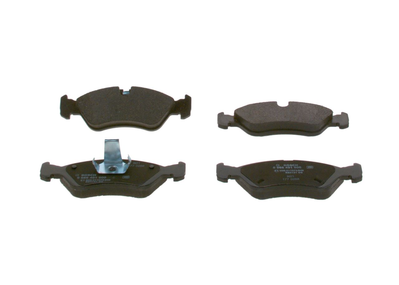 Bremsbelagsatz vorne (mit Schloss), passt zu: DAEWOO ARANOS, CIELO, ESPERO, LANOS, NEXIA; OPEL ASTRA F, ASTRA F CLASSIC, CALIBRA A, KADETT E, OMEGA A, VECTRA A, VECTRA B 1.4-2.4 09.86-