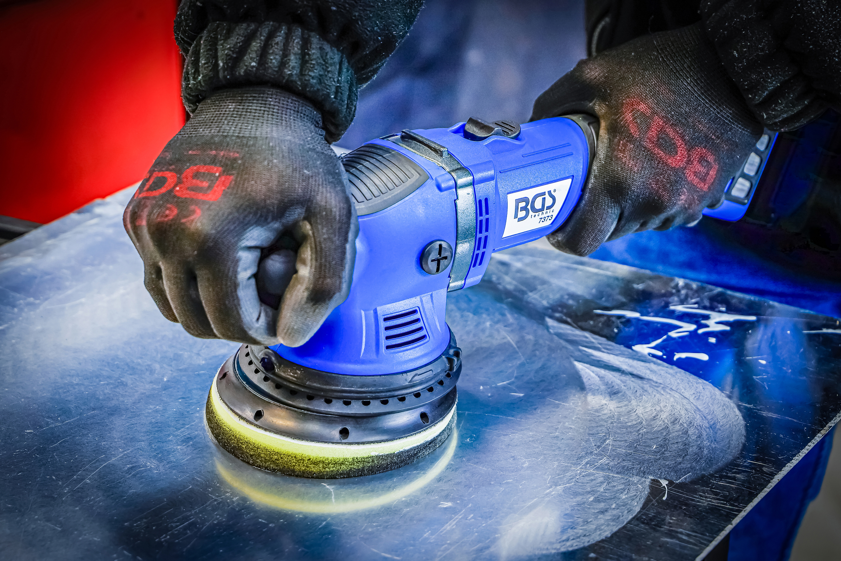 BGS Akku-Exzenter-Poliermaschinen-Satz | bürstenlos | 18 V | mit Akku und Schnell-Ladegerät