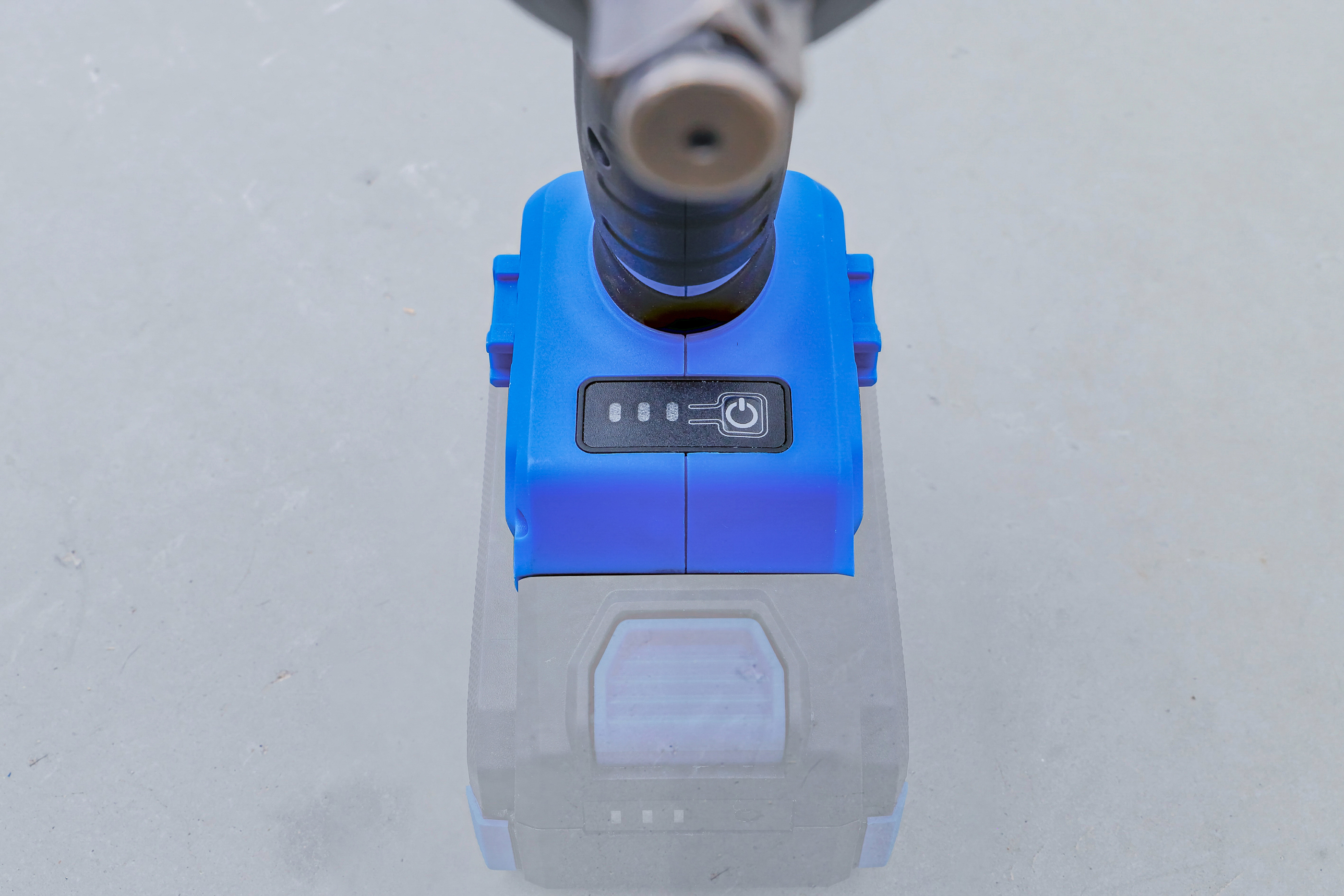 BGS Akku-Schlagschrauber-Satz | bürstenlos | 400 Nm | 18 V | mit Akku und Schnell-Ladegerät