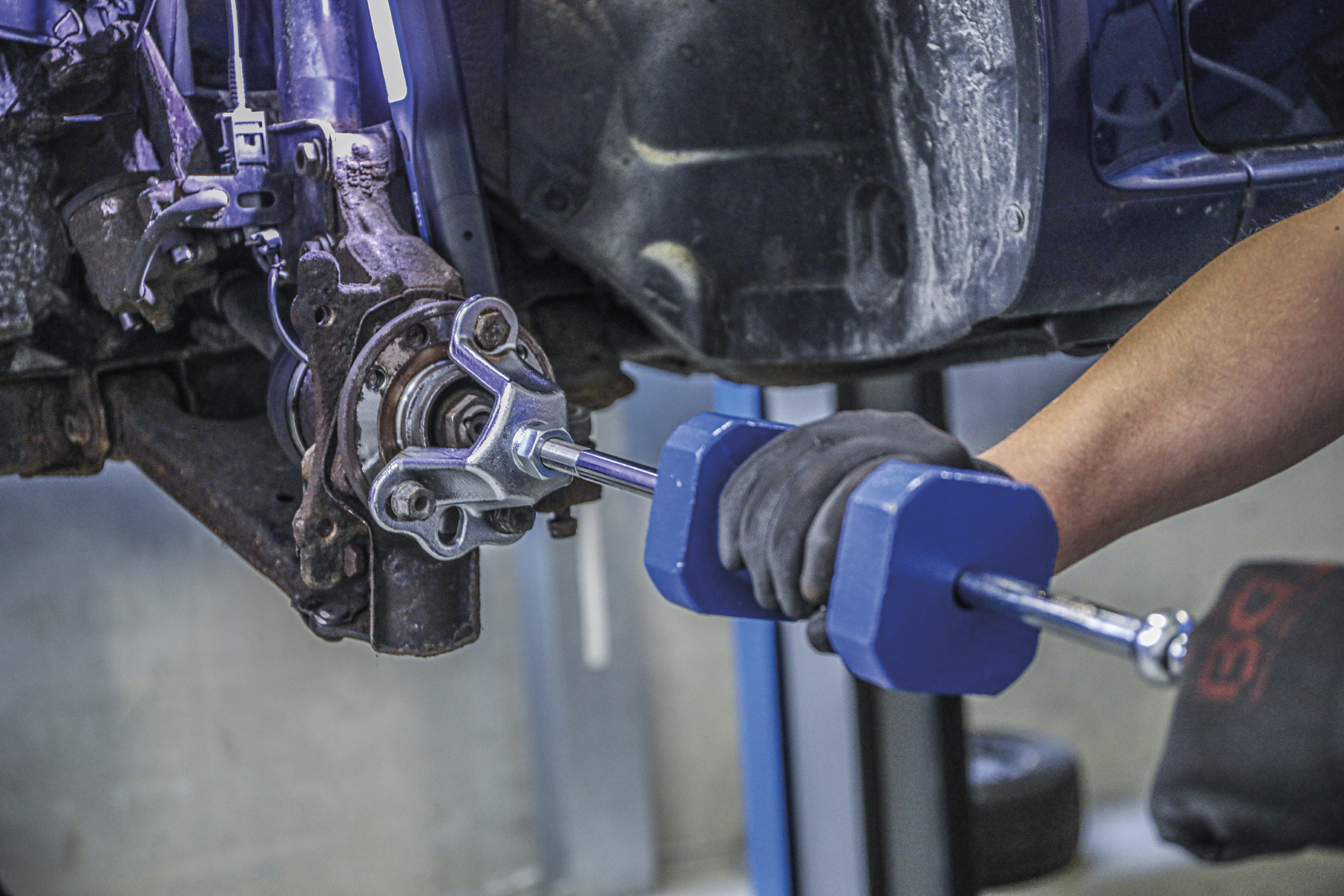 BGS Radnaben-Abzieher | 4- & 5-Loch | Lochkreis 100 - 115 mm | mit Gleithammer